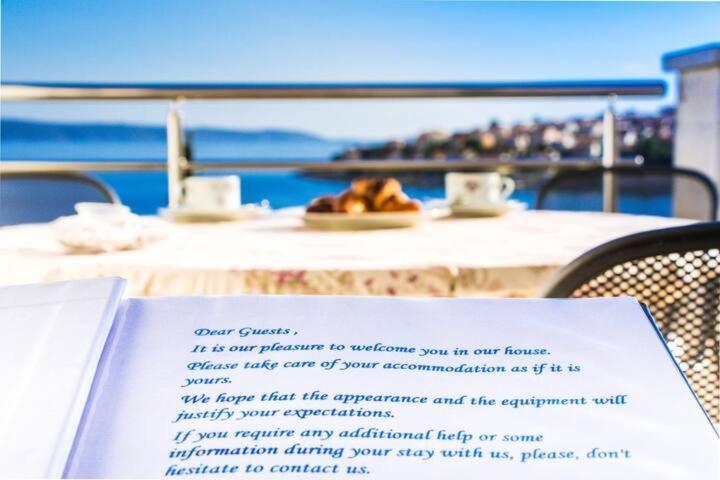 Villa Marta Apartmani Trogir Exteriör bild