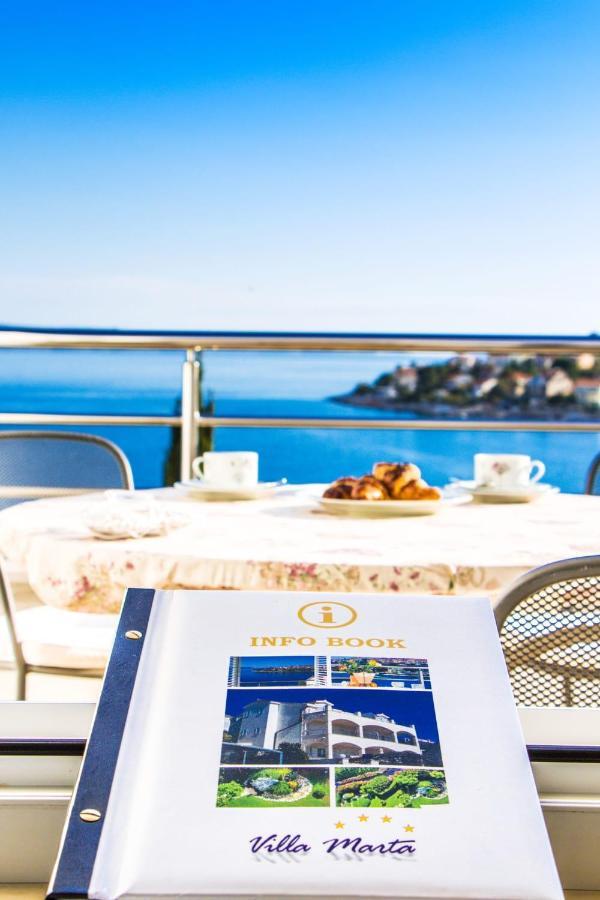 Villa Marta Apartmani Trogir Exteriör bild