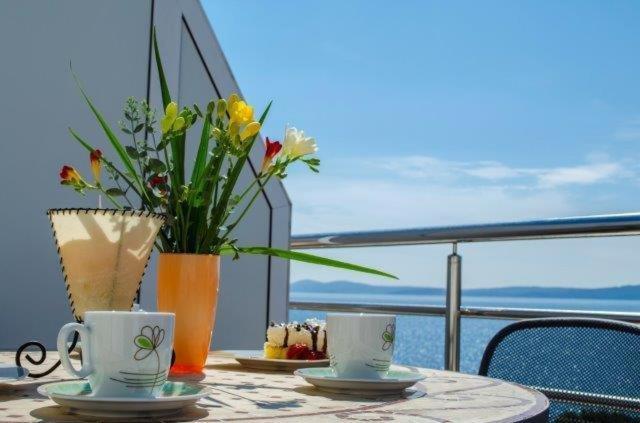 Villa Marta Apartmani Trogir Exteriör bild